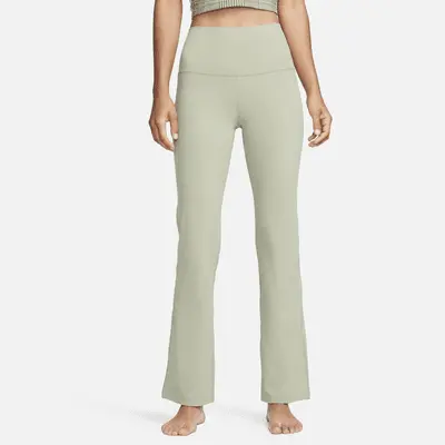 

Брюки Nike Yoga Dri-FIT Luxe, цвет Oil Green