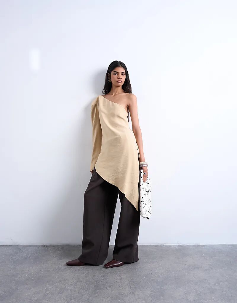 

Асимметричный топ Topshop Cupro с подплечниками в цвете Stone