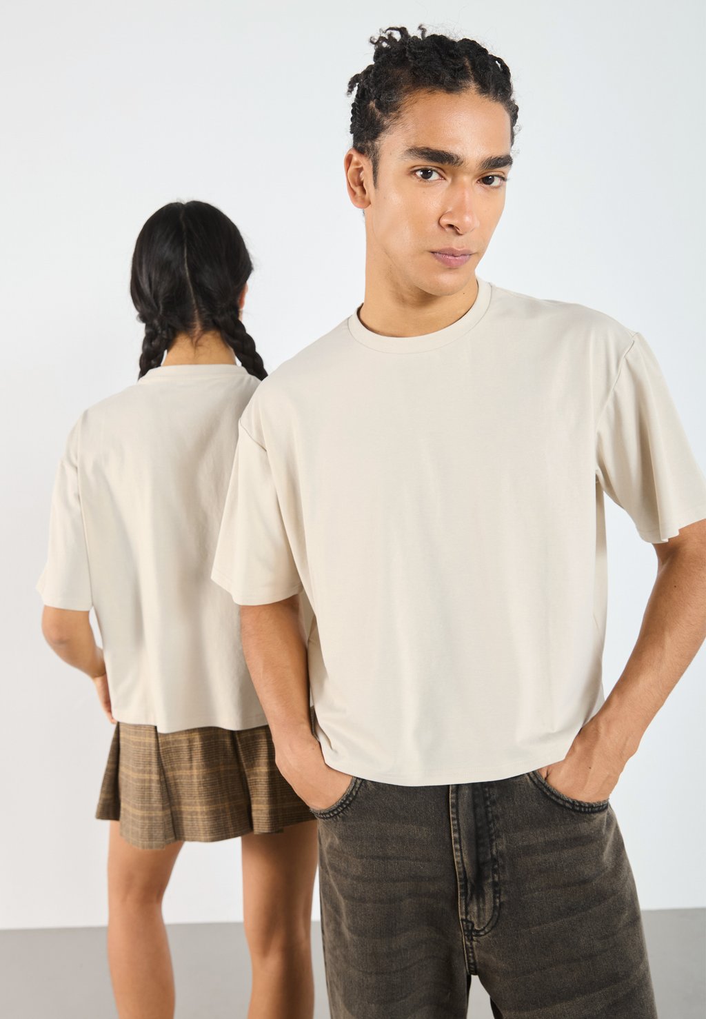 

Базовая футболка UNISEX YOURTURN, кремовый