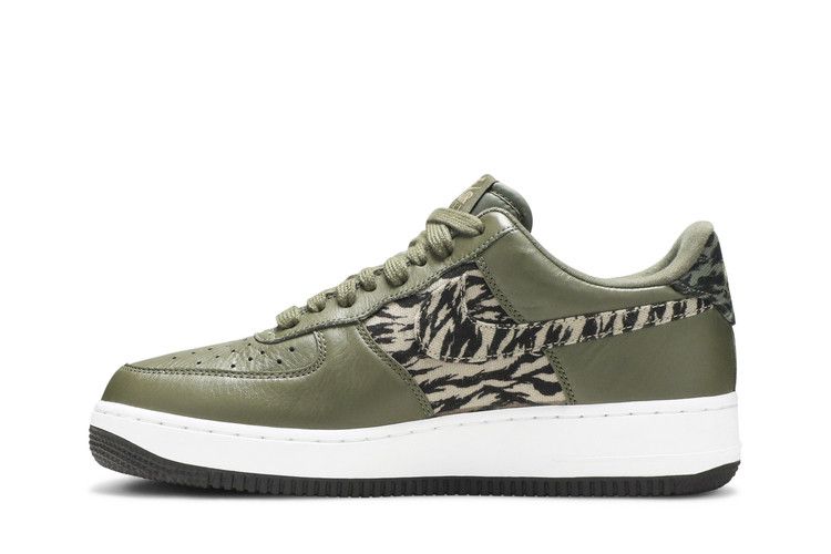 Кроссовки Nike Air Force 1 Low 'Tiger Camo Olive', зеленый — фото 4