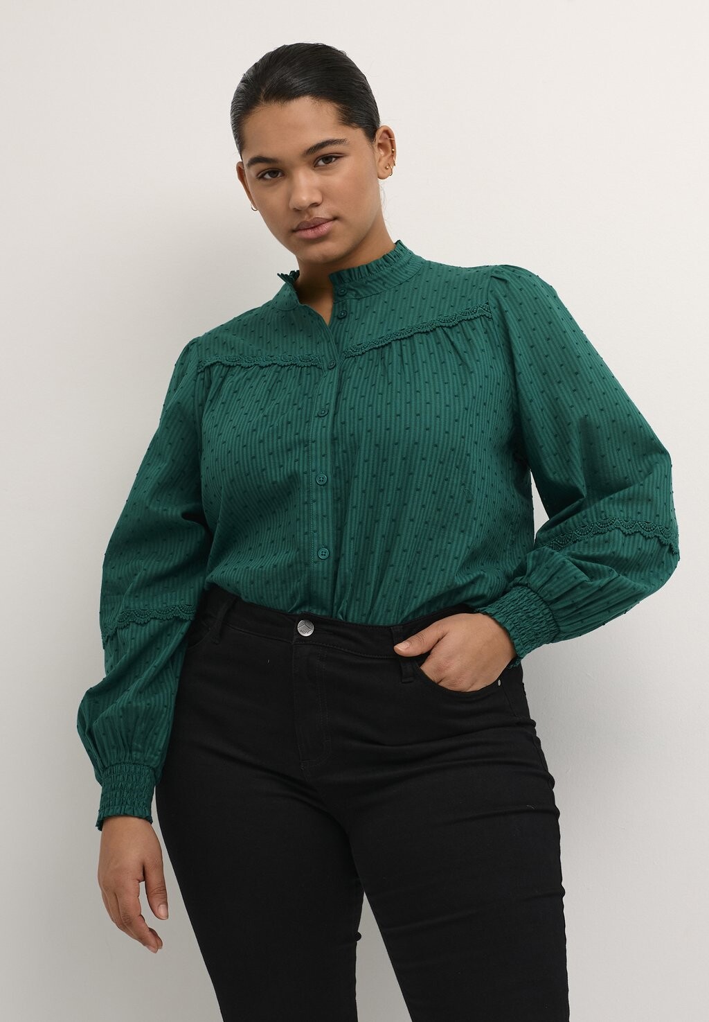 

Рубашка Kaffe Curve СИЛЛА, авантюрин