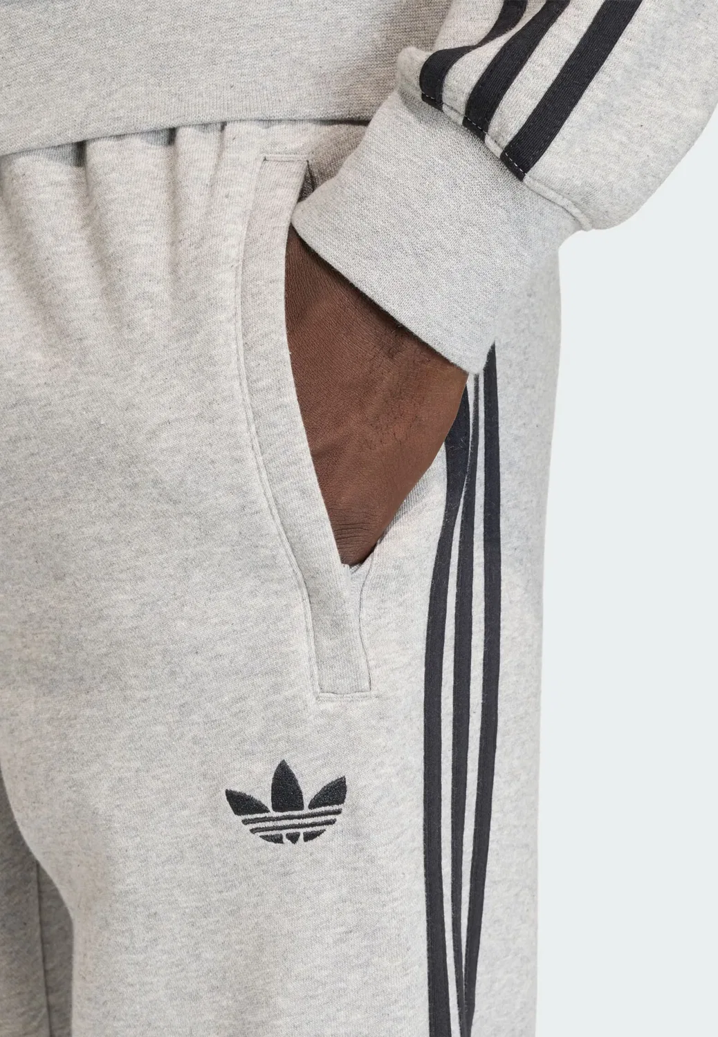 Зауженные брюки Adidas Originals 3 полоски светло-серого цвета — фото 4