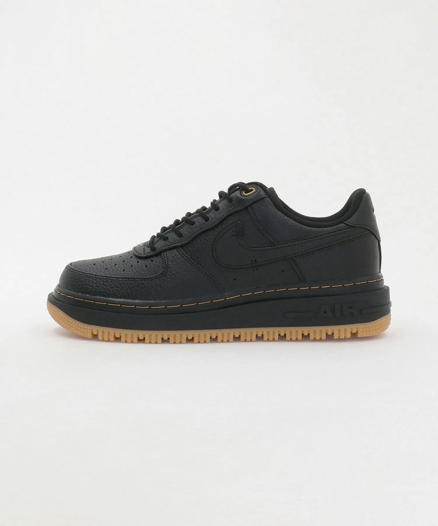 Мужские кроссовки NIKE AIR FORCE 1 LUXE