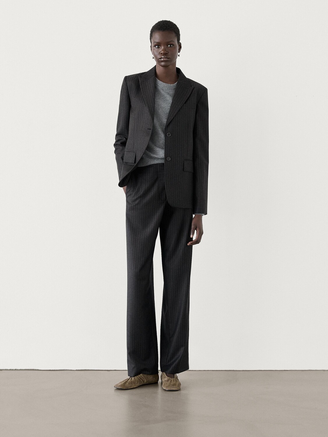 

Блейзер в тонкую полоску из 100% шерсти Massimo Dutti, серый