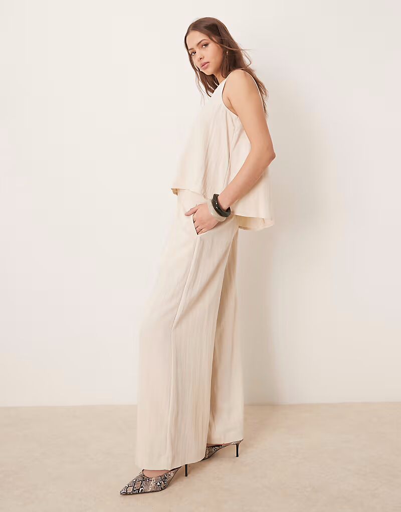 

Широкие брюки ASOS DESIGN с микроскладкой спереди, цвет пахты