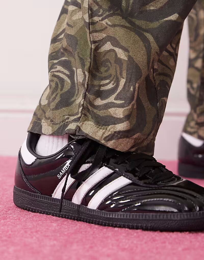 Кроссовки Adidas Originals Samba LT из лакированной кожи черного и белого цвета — фото 4