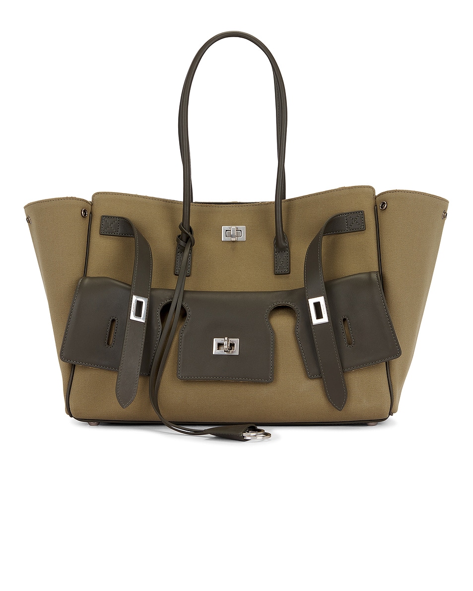 

Сумка Bel Air Canvas Medium Carry All Balenciaga, Khaki