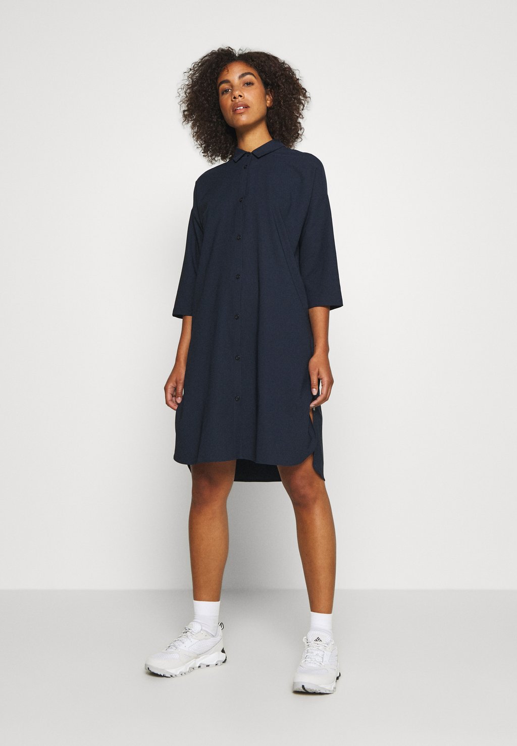 

Спортивное платье ROUTE SHIRT DRESS Houdini, темно-синий
