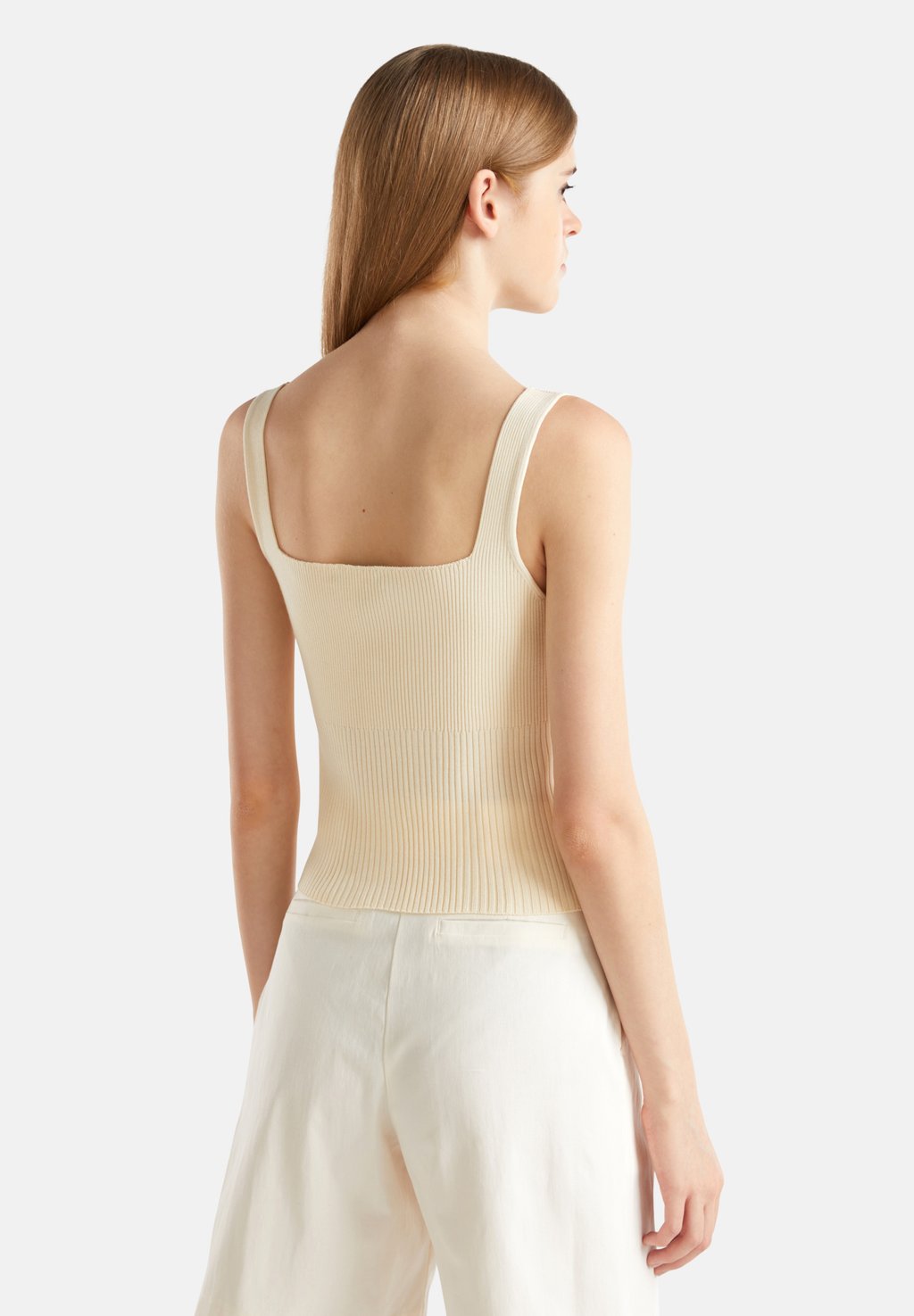 

Базовый слой WITH SQUARE NECKLINE United Colors of Benetton, бежевый