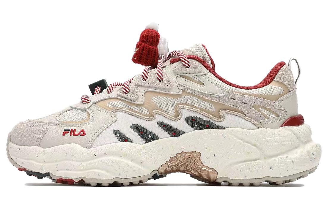 

Женские массивные кроссовки FILA Fern, Beige/Red