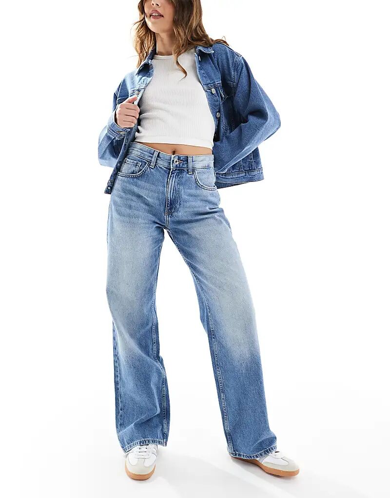 

Джинсы Bershka Wide Leg в стиле 90-х, средне-синего цвета