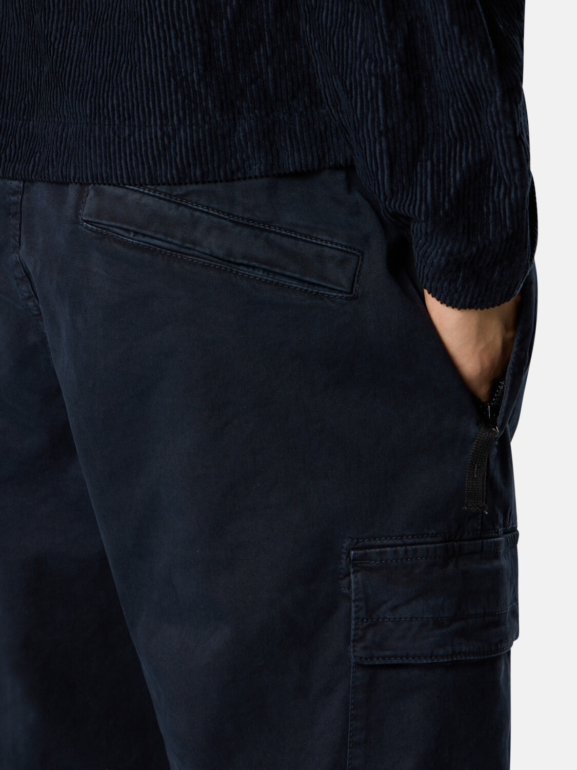 Брюки-карго обычного зауженного кроя с эластичным поясом Stone Island 3100033 STRETCH ORGANIC BROKEN TWILL COTTON 'OLD' EFFECT, синий — фото 4