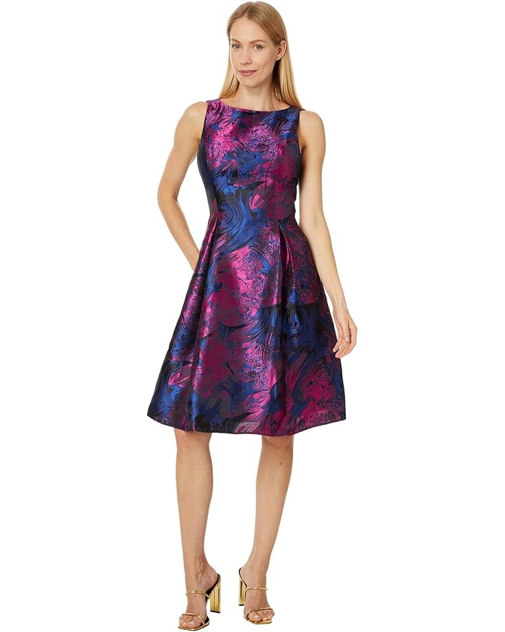 

Платье Adrianna Papell Jacquard Envelope Short Dress, цвет Navy/Orchid