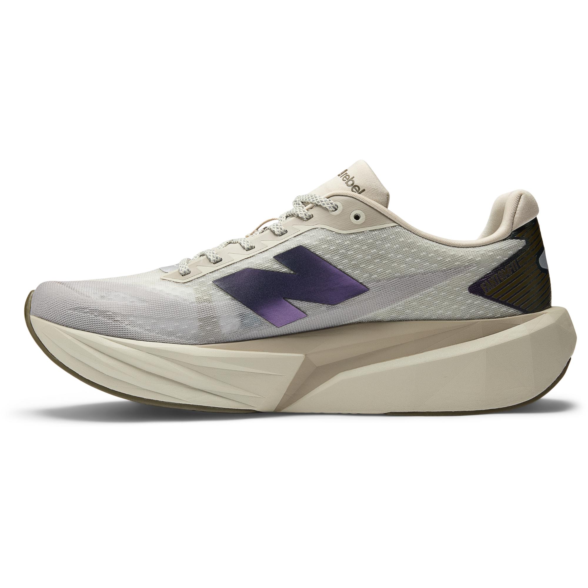 Мужские беговые кроссовки FuelCell Rebel v5 New Balance, Shipyard/Arid Stone/Silver Metallic — фото 2