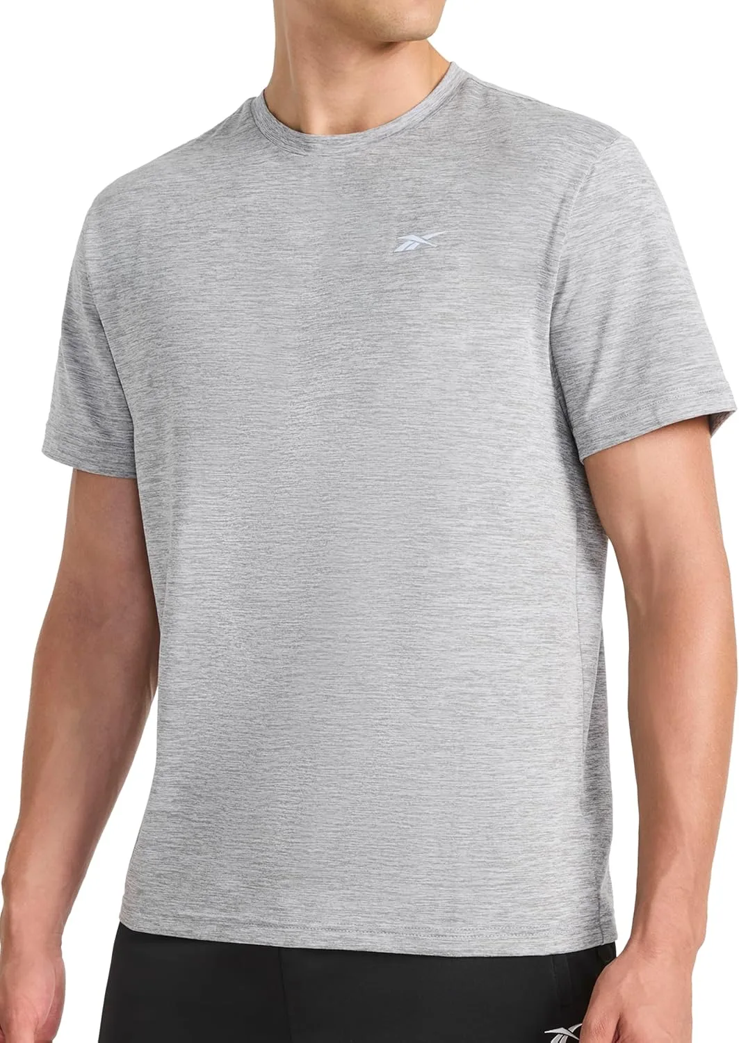 

Reebok мужская футболка Strike с коротким рукавом, стандартный крой, легкая эластичная ткань поли джерси