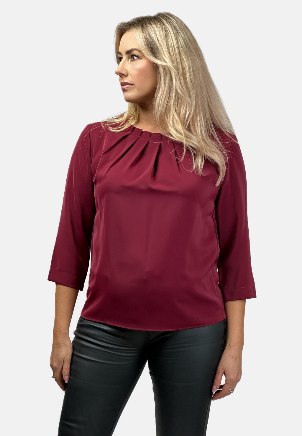 

Блуза WITH PLEATS REGINA FASHION, винно-красный