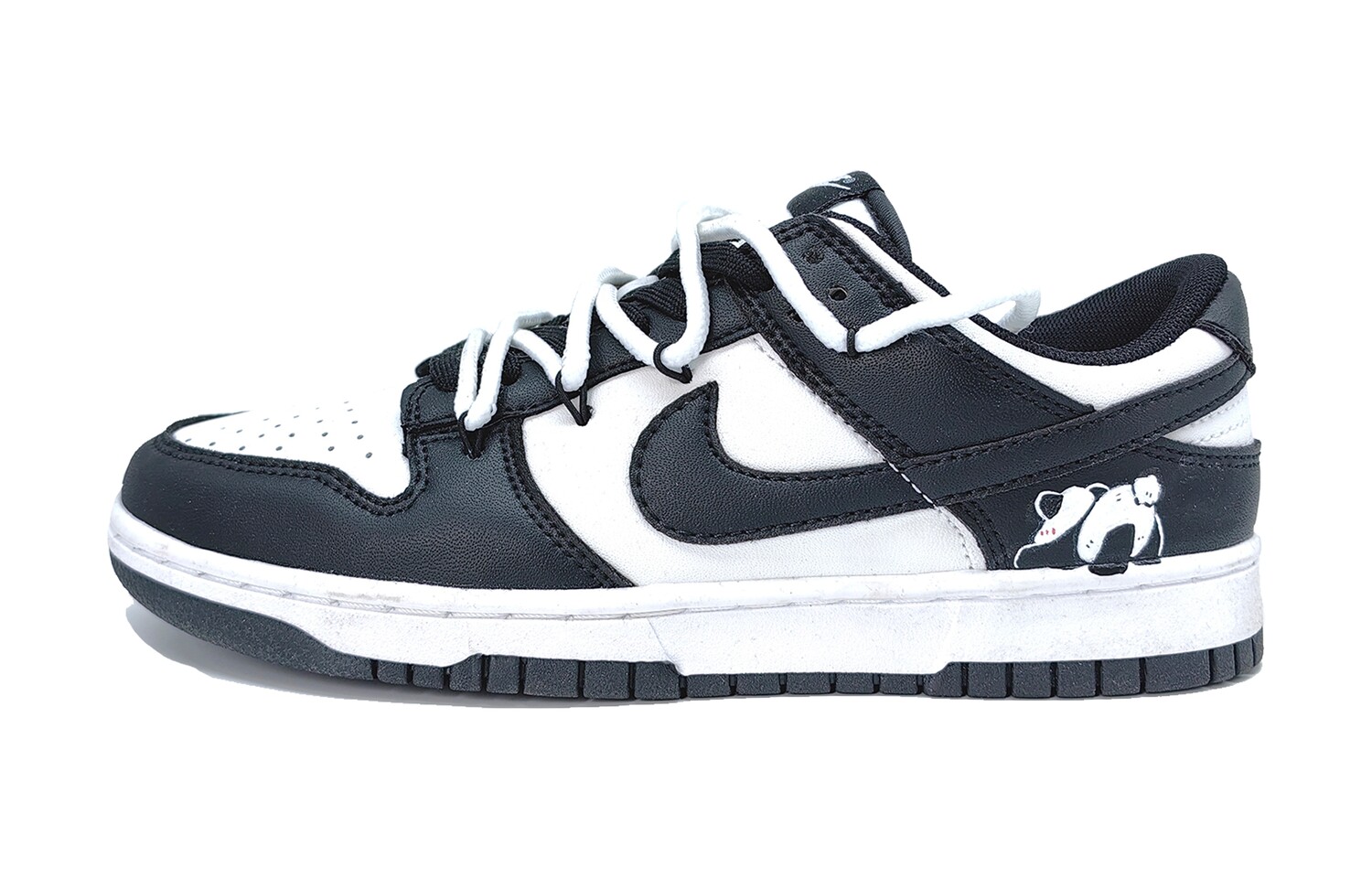 

Кроссовки Nike Dunk, черный/белый