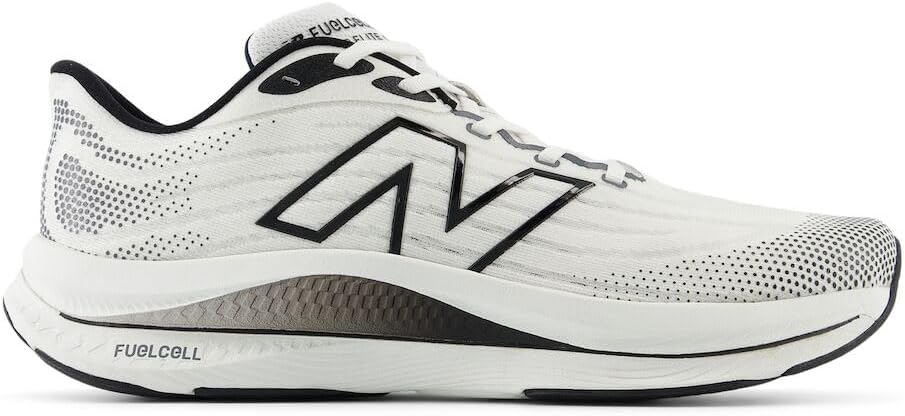 Мужские кроссовки для бега New Balance FuelCell Walker Elite V1, белый/черный — фото 3