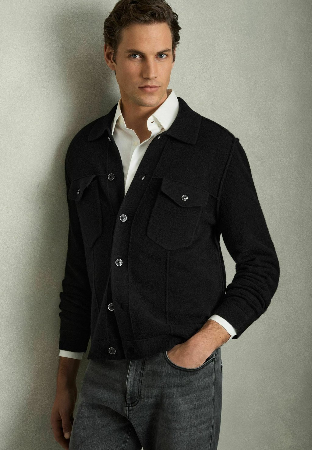

Кардиган REGULAR FIT Reiss, черный