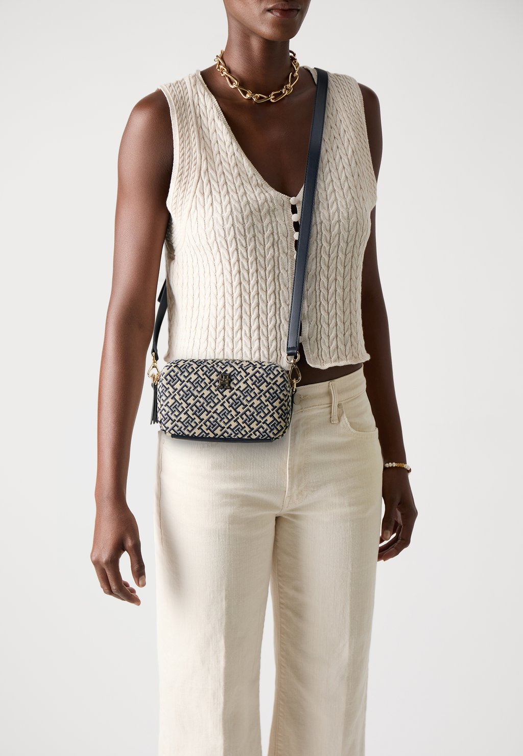 

Сумка через плечо CAMERA BAG - Across body bag Tommy Hilfiger, синий