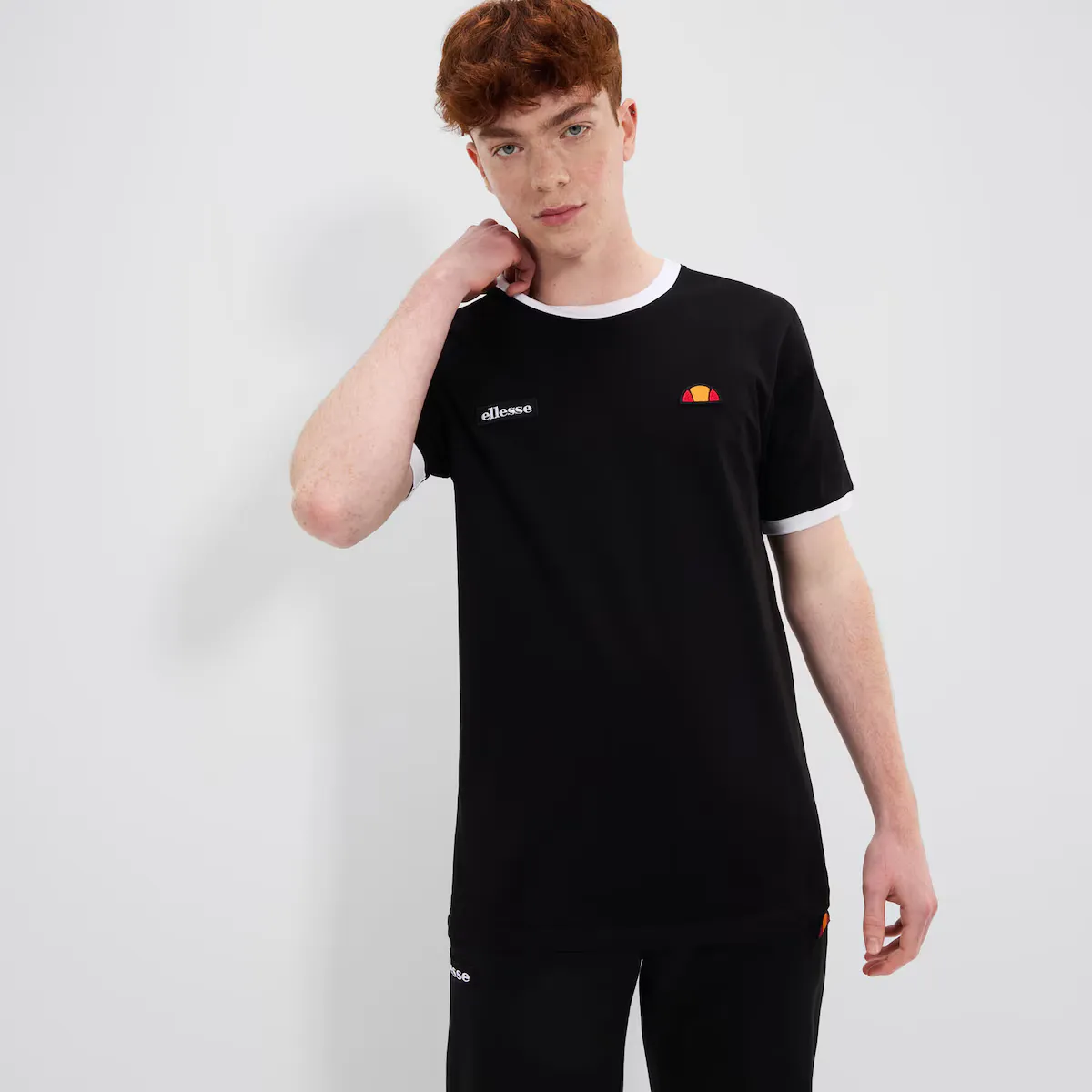 

Ferdorini Tee Ellesse Мужская футболка, чёрный