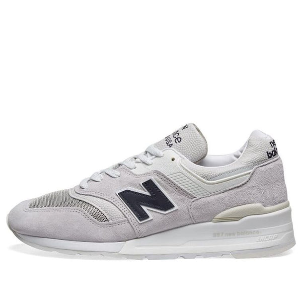 

Кроссовки 997 замша New Balance, серый