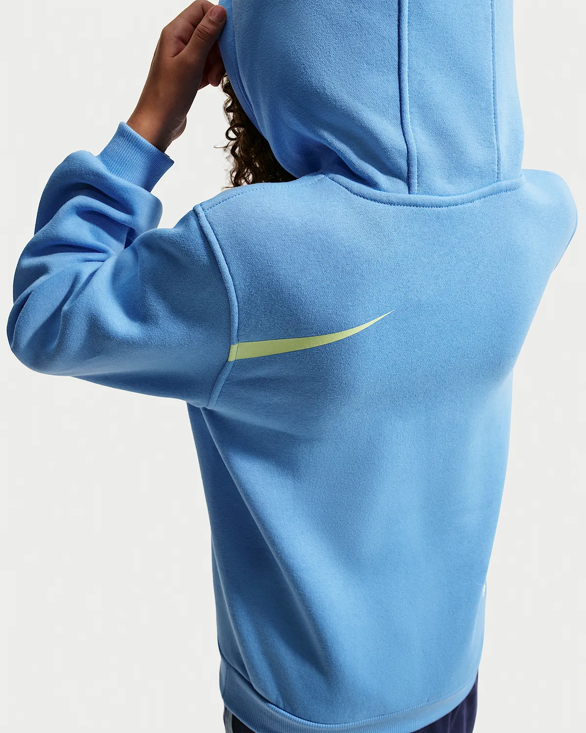 Детская худи Nike Sportswear Club, University Blue/Light Liquid Lime — фото 4