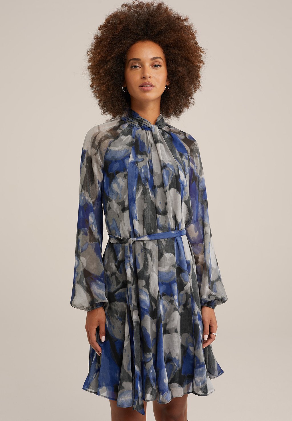 

Повседневное платье WE Fashion, синий