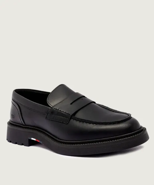 

Удобные кожаные лоферы Tommy Hilfiger, черный