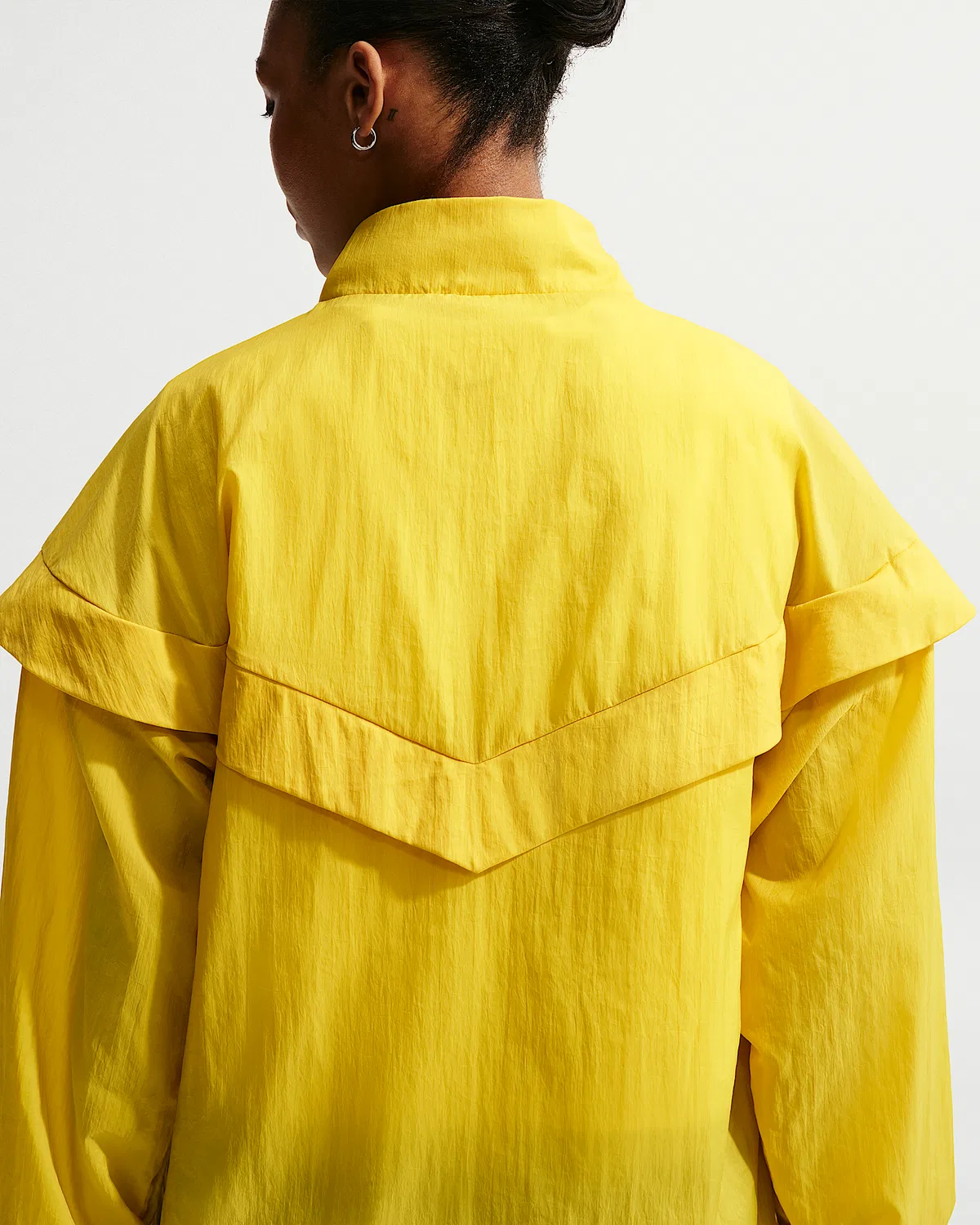 Женская свободная куртка Serena Williams Design Crew, Saffron Quartz/Life Lime/Saffron Quartz — фото 2