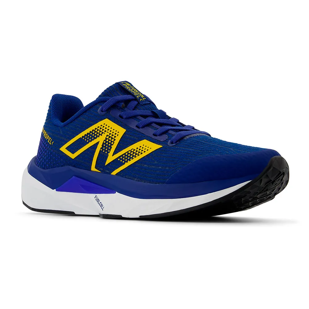 

Кроссовки New Balance Fuelcell Propel V5, синий