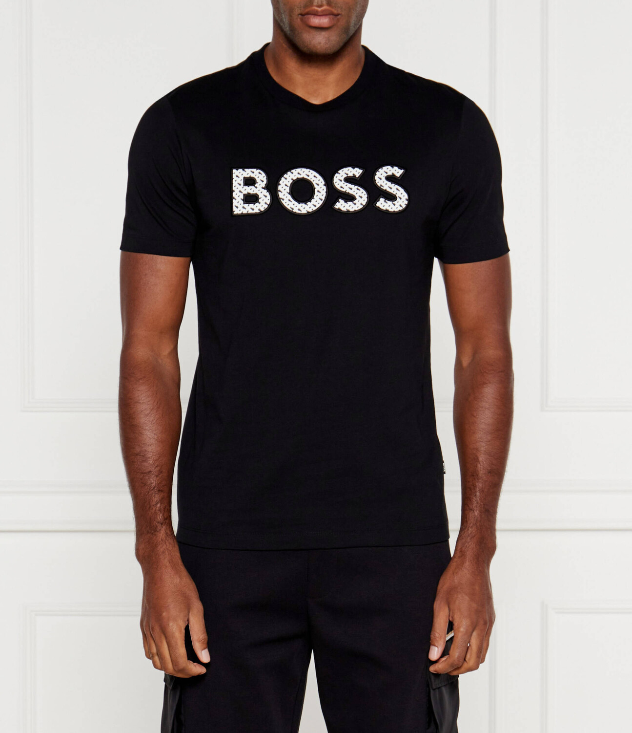 

Футболка BOSS BLACK Regular Fit, черный
