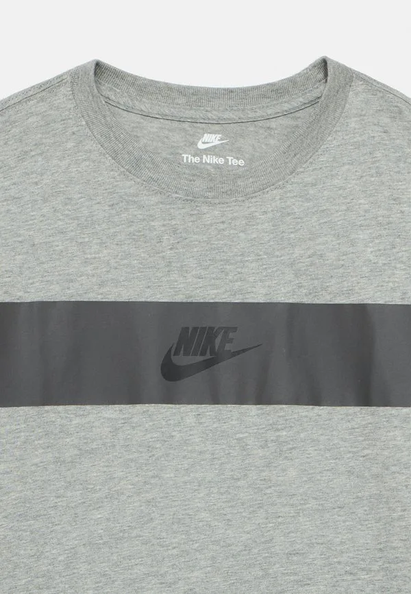 Футболка с фирменным знаком бренда, унисекс, с принтом. Nike Sportswear, Grey Heather — фото 4
