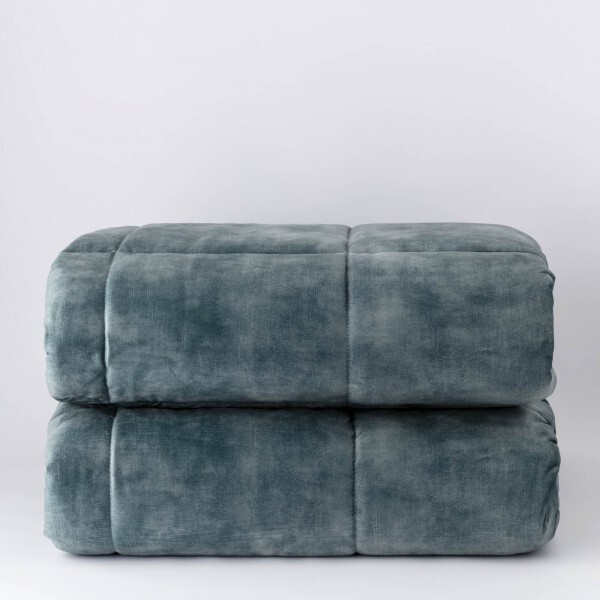 

Прекрасное бархатное одеяло Riviera площадью полтора квадрата. Riviera, белый