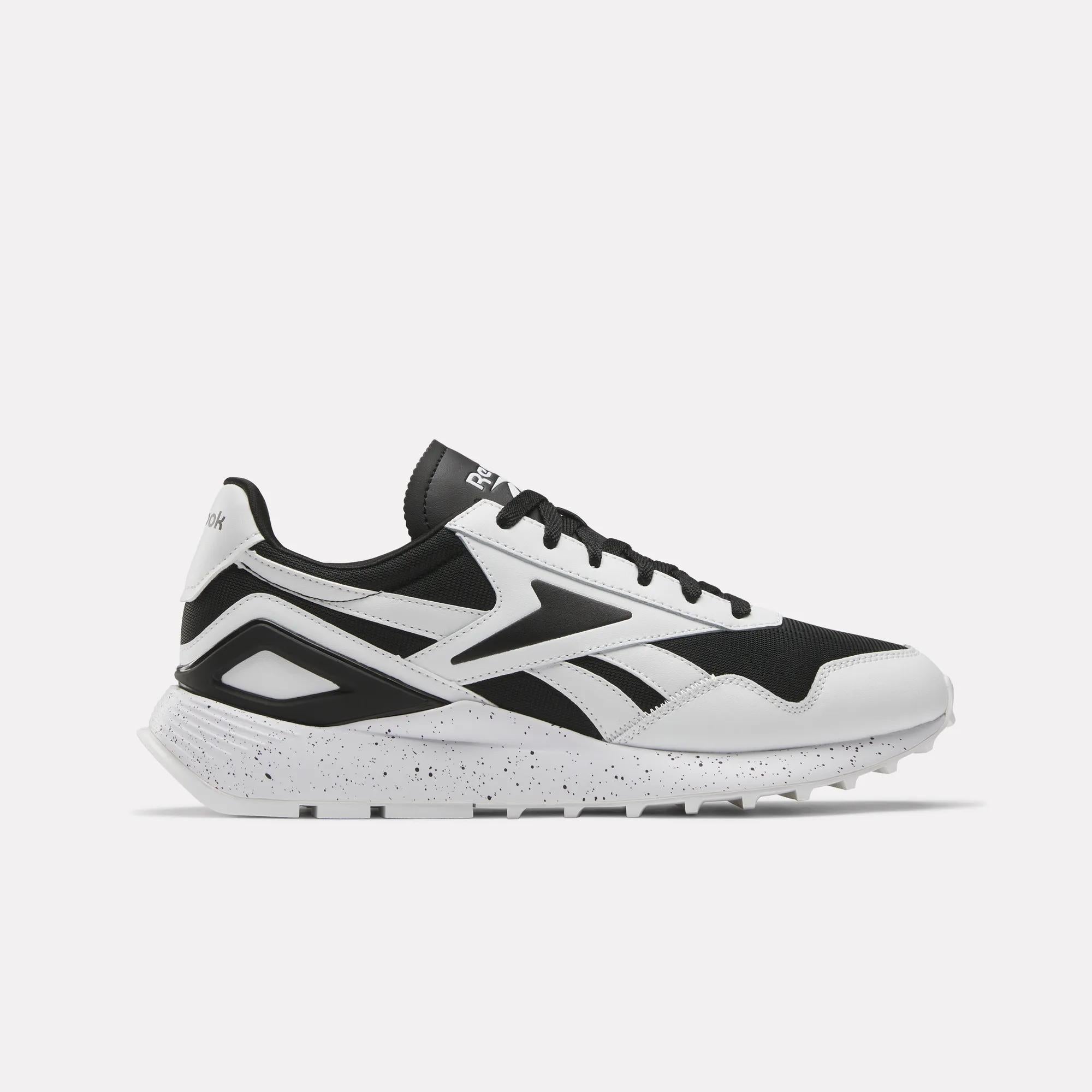 

Кроссовки мужские Reebok, черный/белый/черный