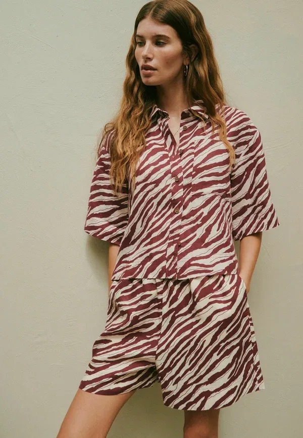 Шорты Next, red ecru zebra print, красный экрю с зебровым принтом — фото 2