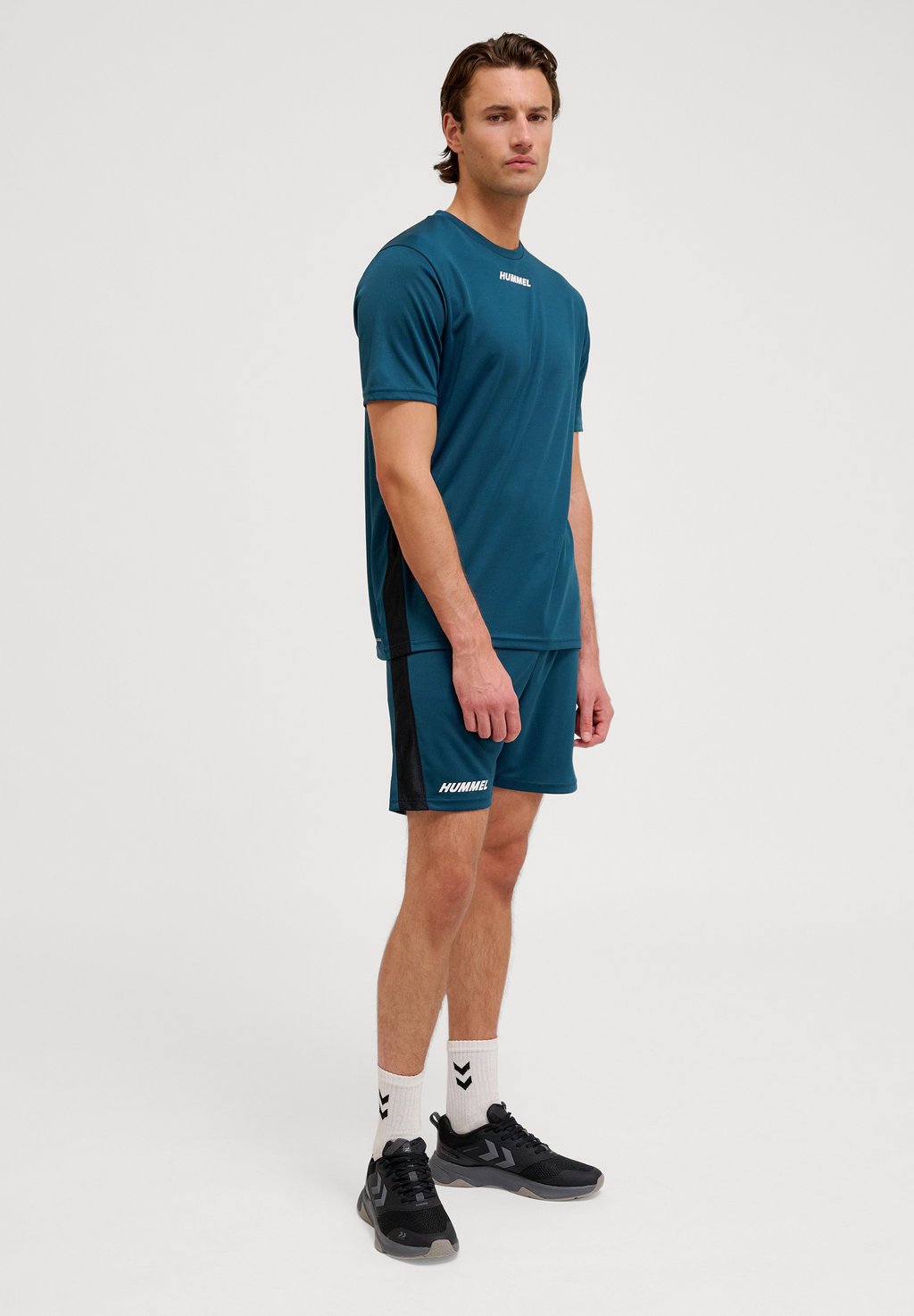 

Спортивные шорты MULTI Hummel, темно-синий