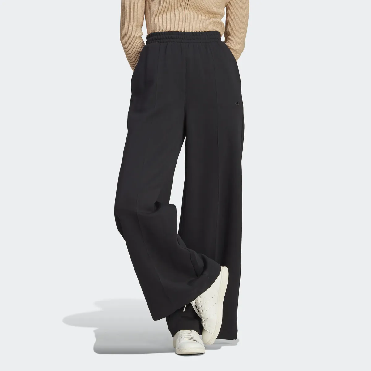 

Спортивные брюки Adidas Originals "PREMIUM ESSENTIALS WIDELEG PINTUCK PANTS" (1 шт.), черный
