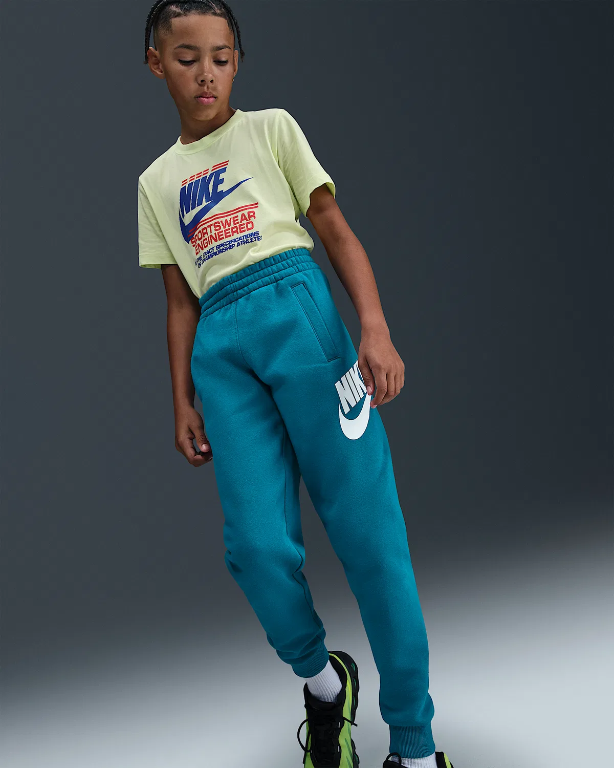 Джоггеры Nike Club Fleece для старших детей, Green Abyss/White — фото 2