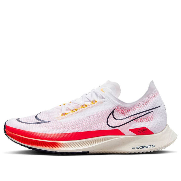 

Кроссовки zoomx streakfly Nike, белый