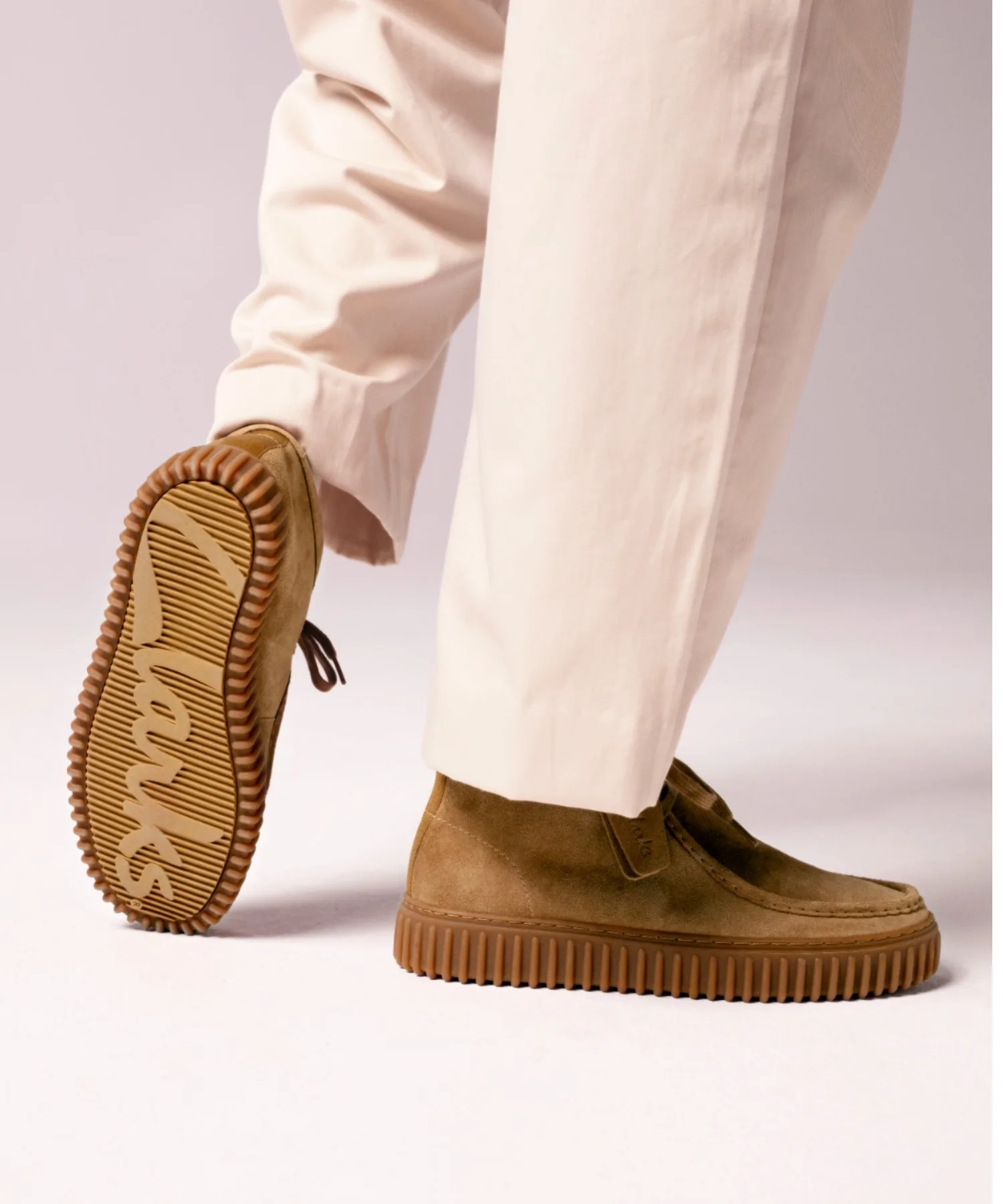 Мужские мокасины из замши с амортизацией Torhill Hi Clarks коричневые