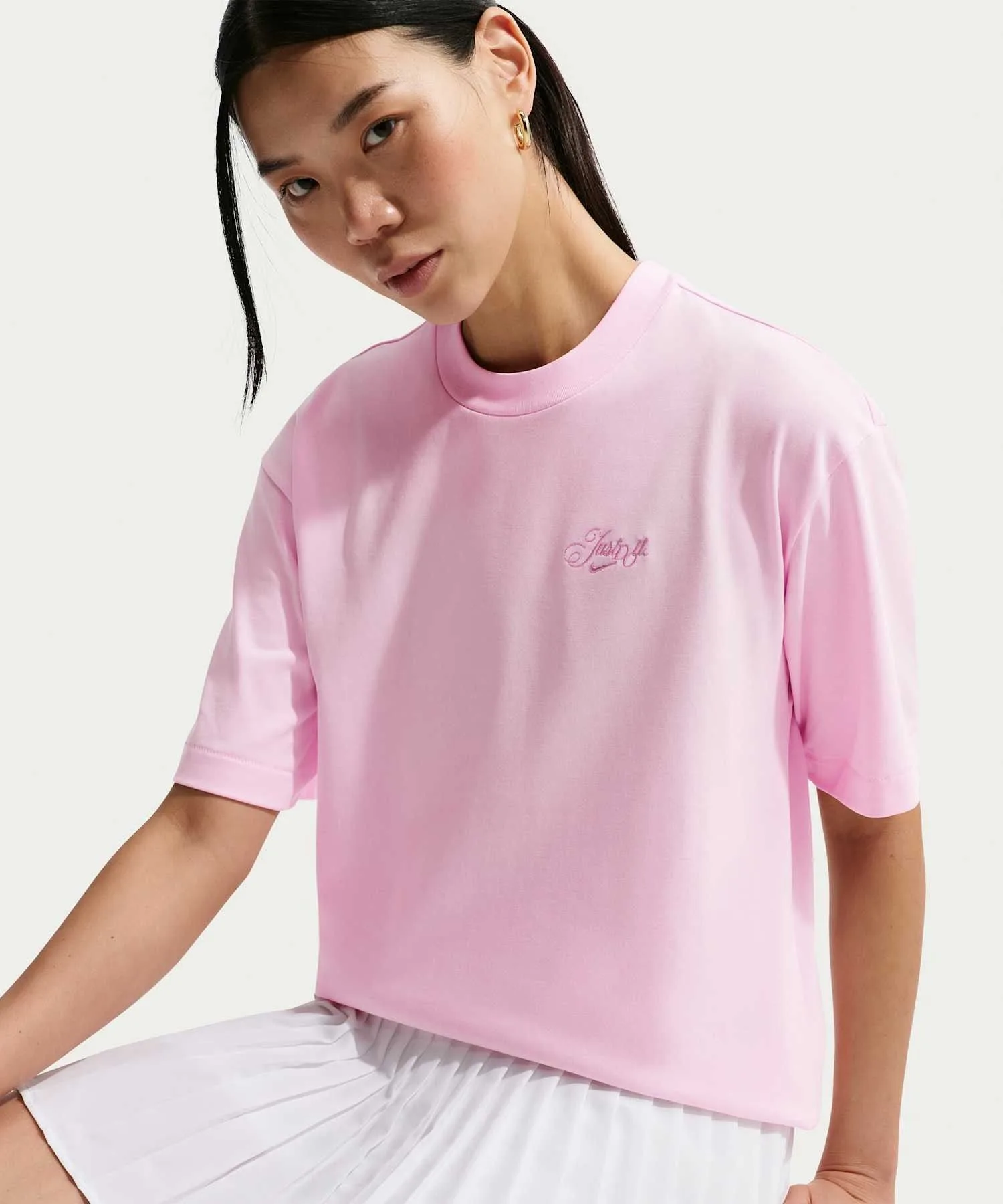 Женская футболка оверсайз Nike Sportswear IO3526-663 розовая — фото 3