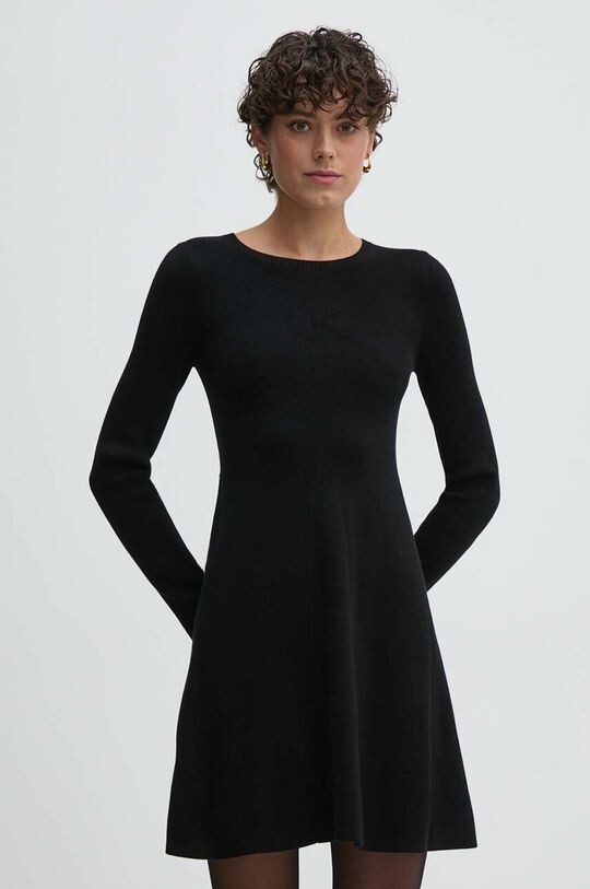 

Хлопковое платье Calvin Klein Jeans, черный