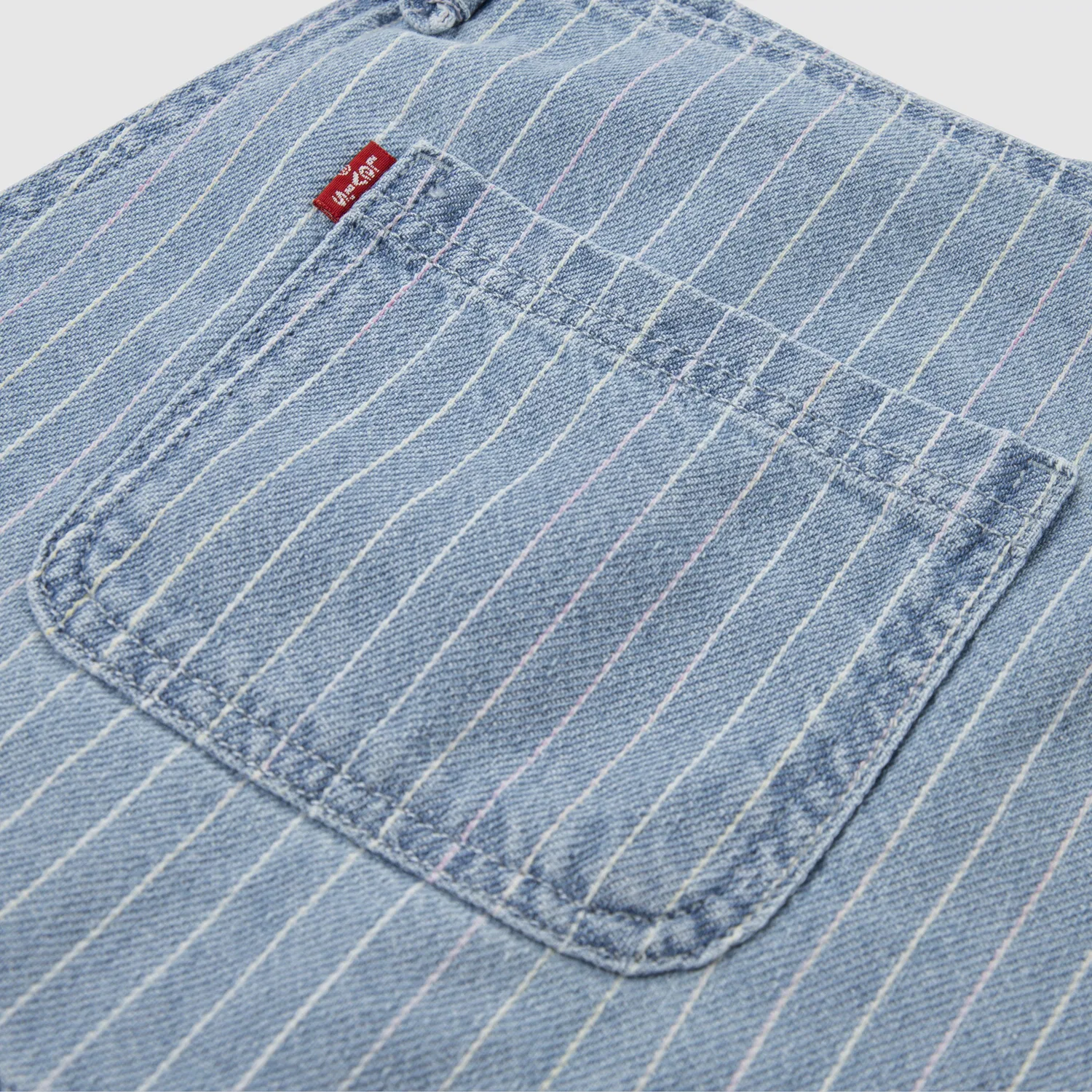 Комбинезон с узлом на бретелях для девочек 7-16 лет Levi's, Light Wash — фото 3