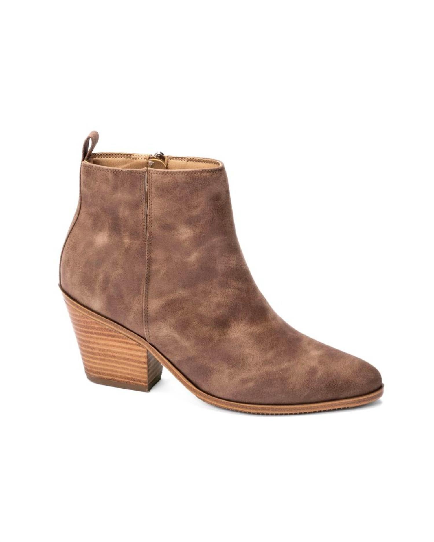 Ботинки женские Corkys Footwear, цвет tan oil