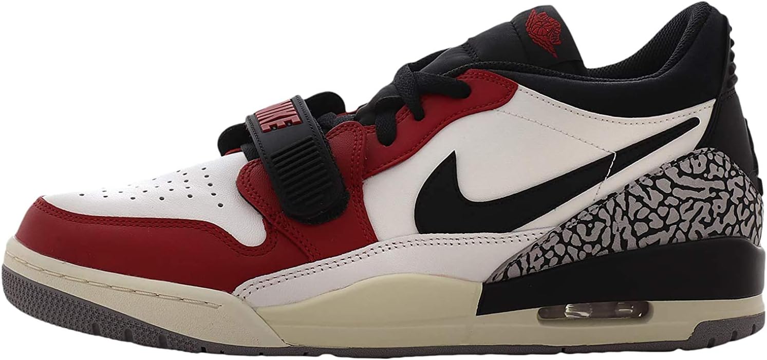 

Мужские кроссовки Nike Jordan Max Aura 5, белый/черный/красный