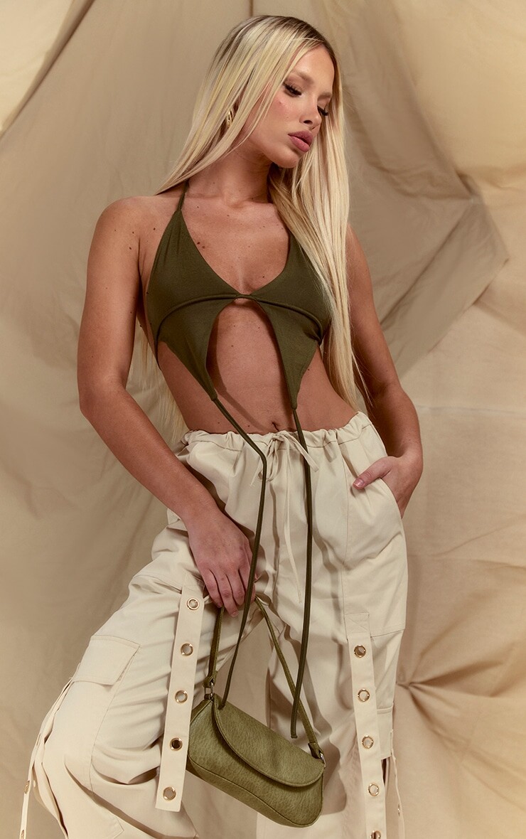 

PrettyLittleThing Бралетт хаки с треугольными бретелями