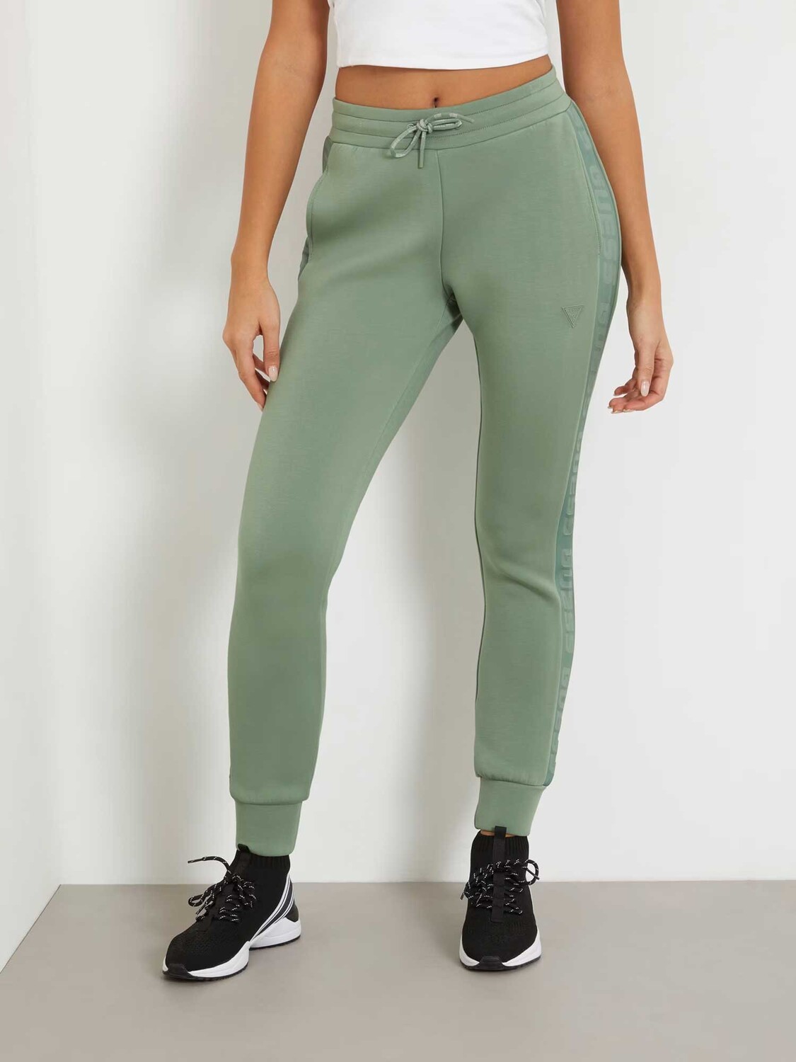 

Спортивные брюки Guess ALLIE SCUBA JOGGER P, зеленый