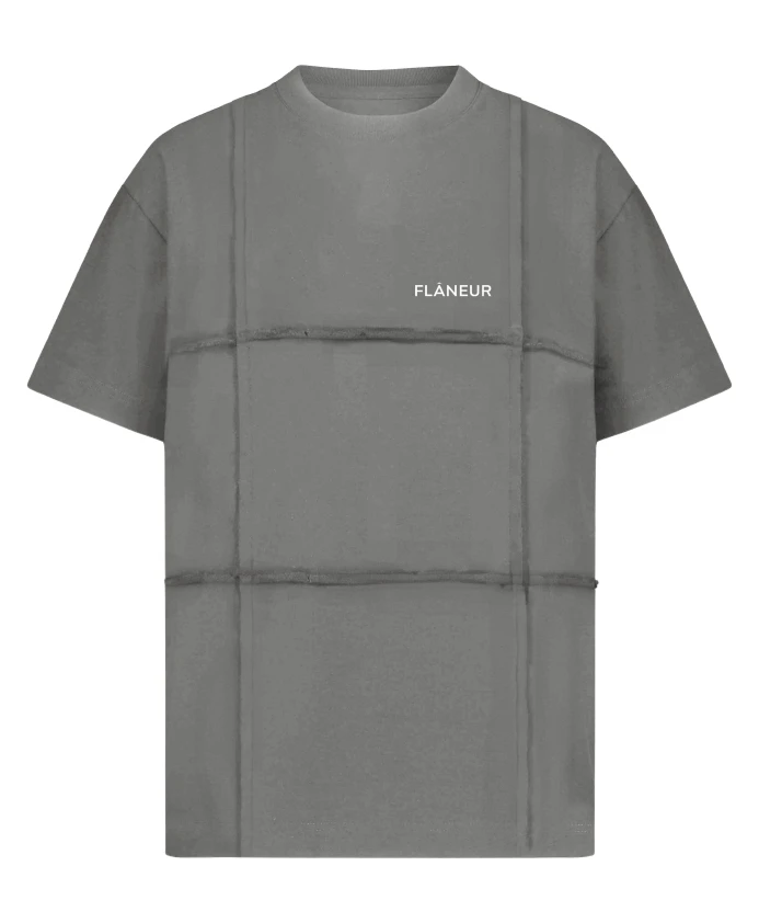 

Футболка серого бетонного цвета, скроенная и сшитая. FlãNeur, серый