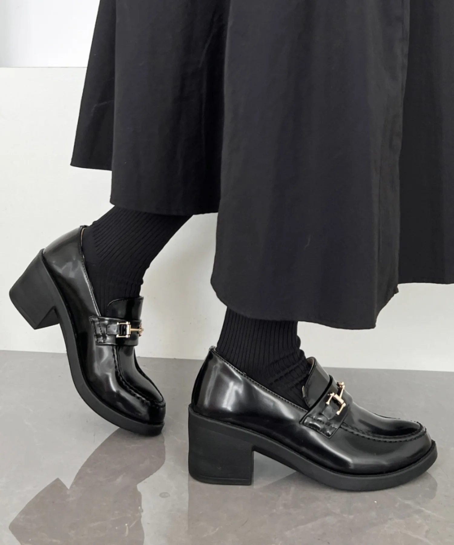 Женские лоферы на толстой подошве Shoes in Closet 7525 чёрные
